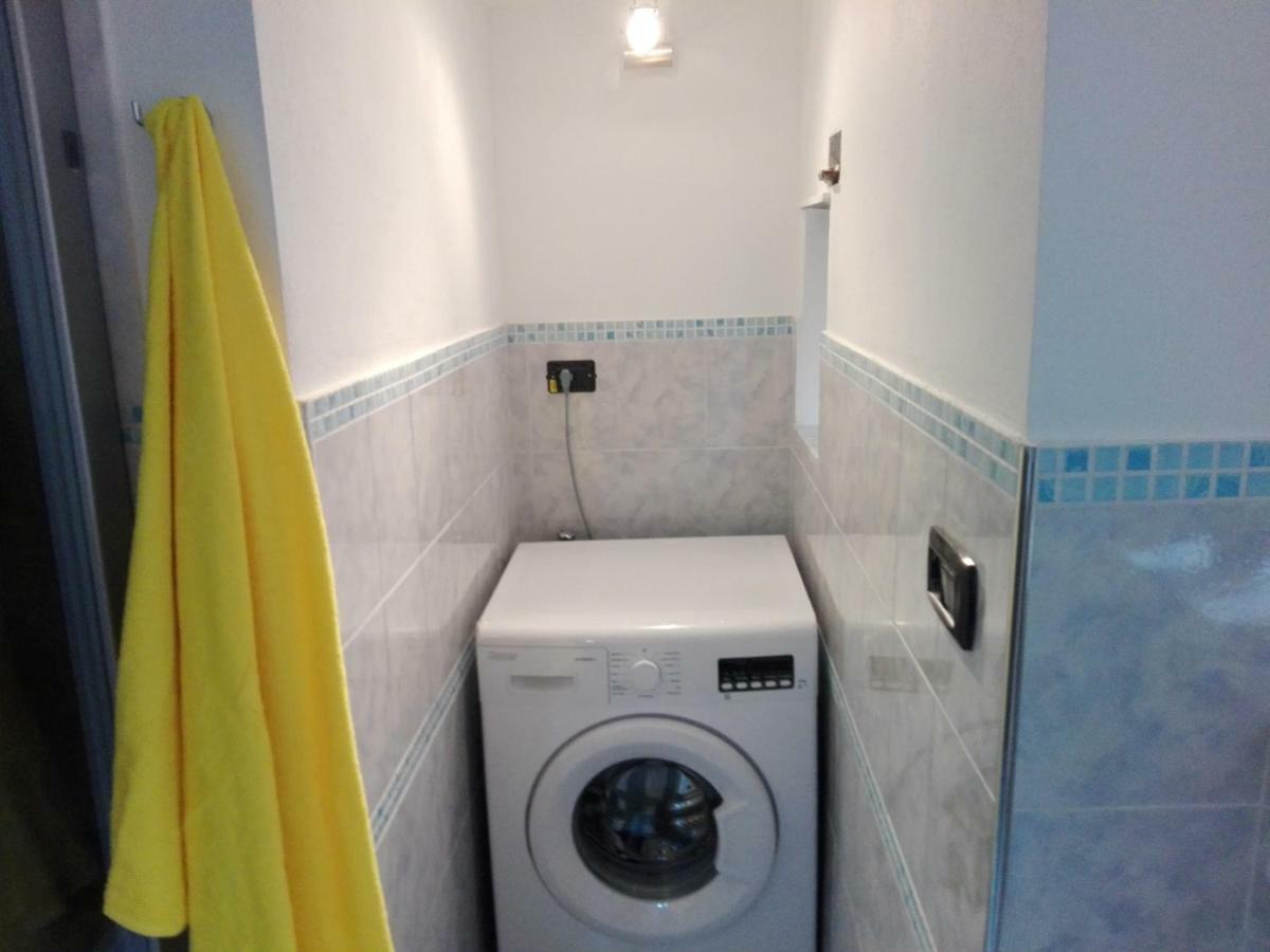 Houseingenoacenter2 Parking Apartment Luaran gambar